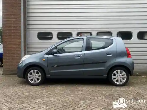 Suzuki Alto 1.0 2011