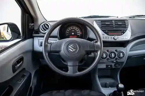 Suzuki Alto 1.0 2011