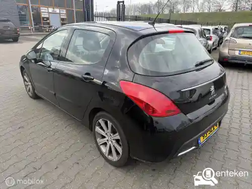 Peugeot 308 155 THP 2011