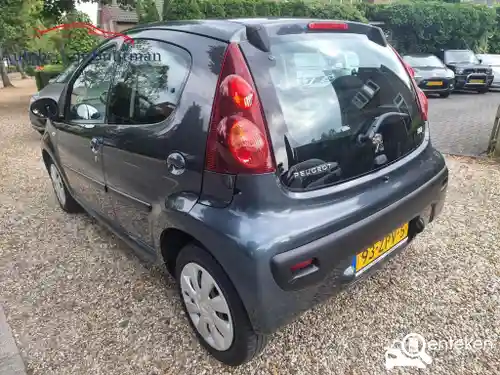 Peugeot 107 1.0 68 2013