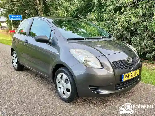 Toyota Yaris 1.3 2008