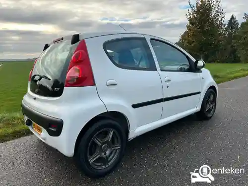 Peugeot 107 1.0 70 2009