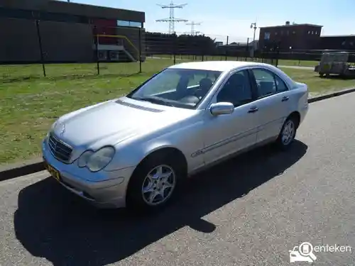 Mercedes-Benz C 180 2003