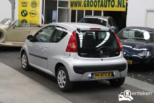 Peugeot 107 1.0 70 2010