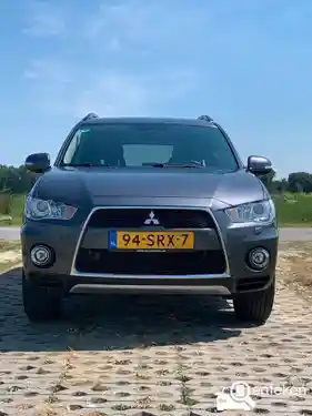 Mitsubishi Outlander 2.0 2011