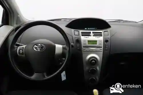 Toyota Yaris 1.3 2006