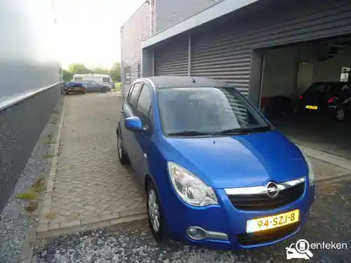 Opel Agila 1.0 ecoFlex 2011