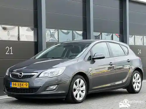 Opel Astra 1.3 CDTI ecoFlex 2012