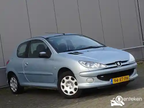 Peugeot 206 75 2007