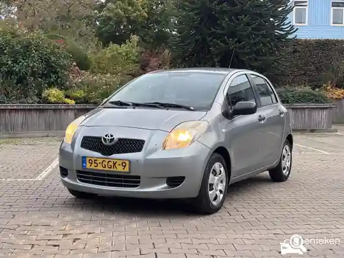 Toyota Yaris 1.3 2008