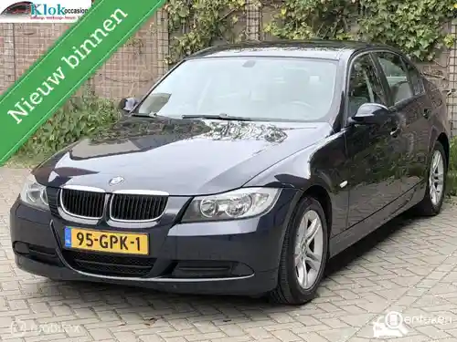 BMW 318i 2008