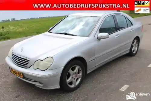 Mercedes-Benz C 200 2001