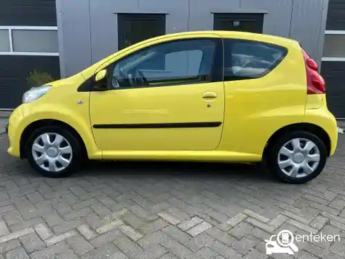 Peugeot 107 1.0 70 2009