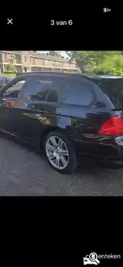 BMW 318i Touring 2011