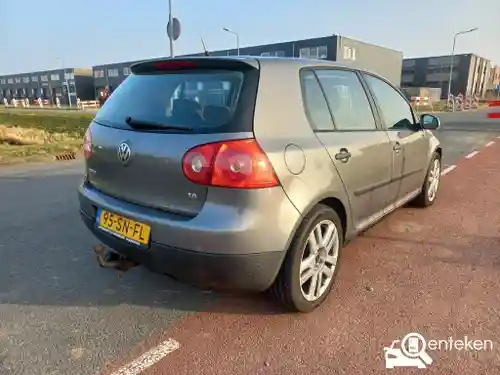 VW Golf 1.6 2006