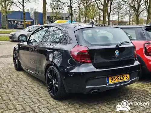 BMW 120i Coupé 2011