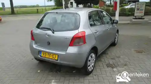 Toyota Yaris 1.3 2006