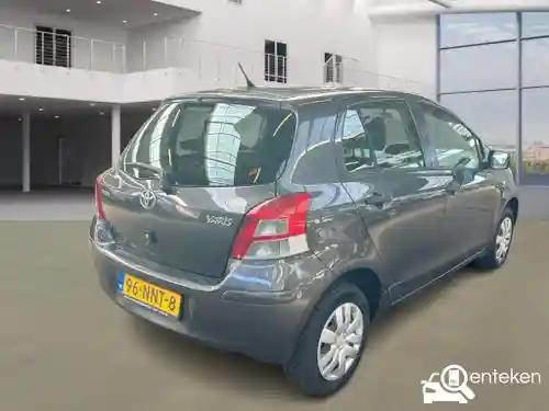 Toyota Yaris 1.0 2010