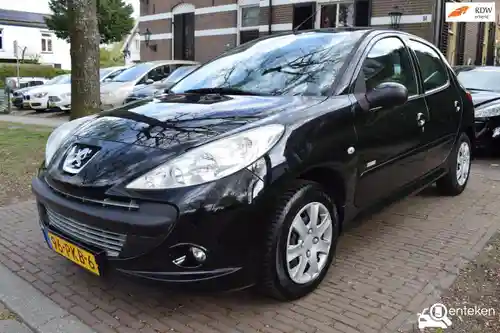 Peugeot 206 75 2011