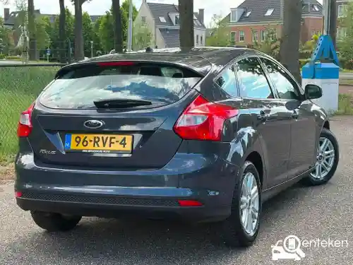 Ford Focus 1.6 Ti-VCT 2011