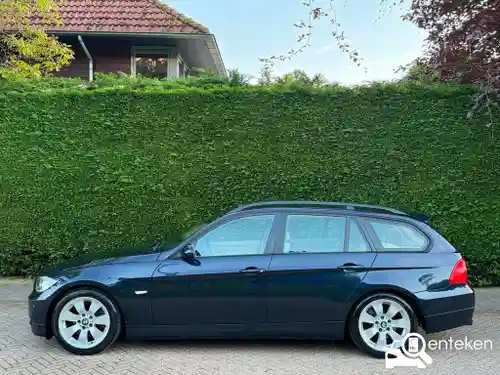 BMW 320i Touring 2006