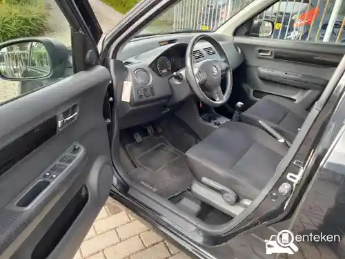 Suzuki Swift 1300 2007