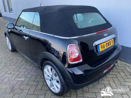MINI Cabrio One malism Pack 2012