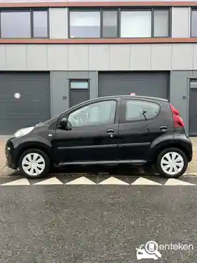 Peugeot 107 1.0 68 2012
