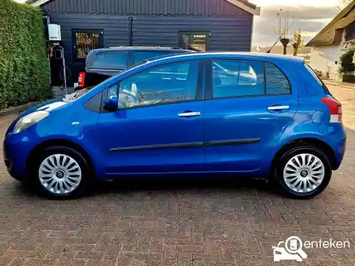 Toyota Yaris 1.33 2011