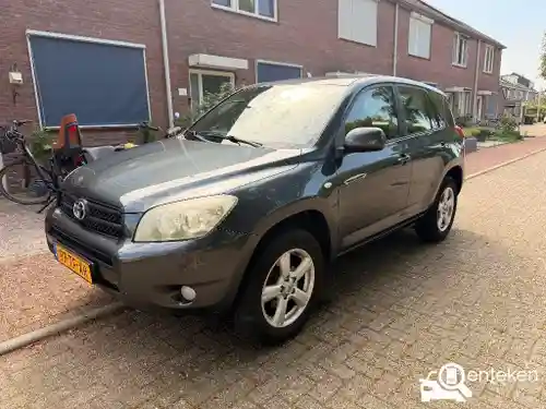 Toyota RAV4 2.0 2006