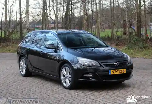 Opel Astra Sports Tourer 1.4 Turbo ecoFlex 2012