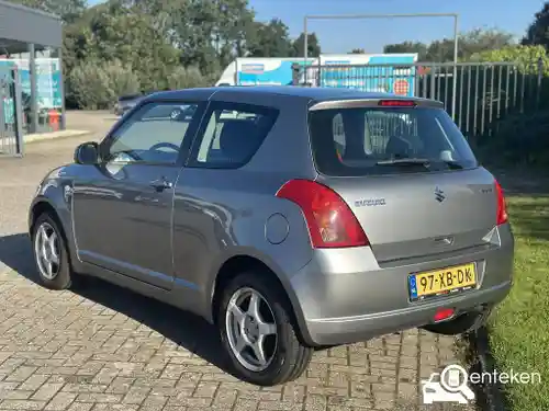 Suzuki Swift 1300 2007