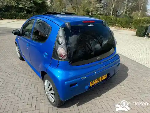Peugeot 107 1.0 70 2010