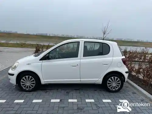 Toyota Yaris 1.3 2004