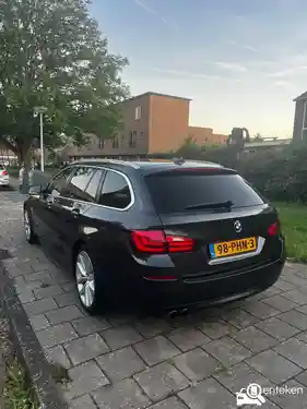 BMW 523i Touring 2011