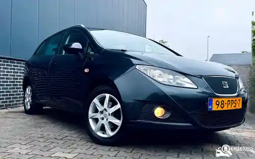SEAT Ibiza ST 1.2 TDI E-Ecomotive 2011
