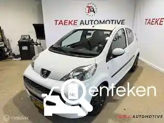 Peugeot 107 1.0 70 2011