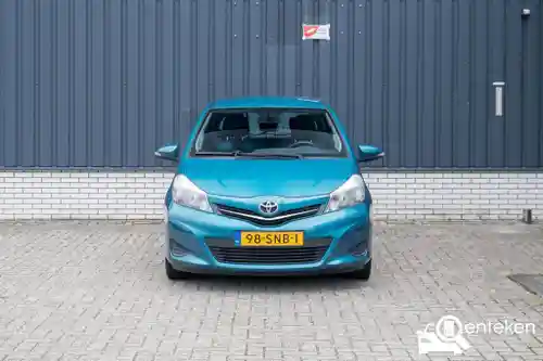 Toyota Yaris 1.33 2011