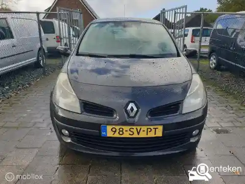 Renault Clio 1.6 16V ESP 2006