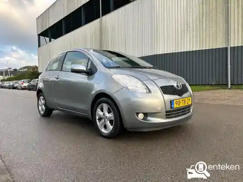 Toyota Yaris 1.3 2006