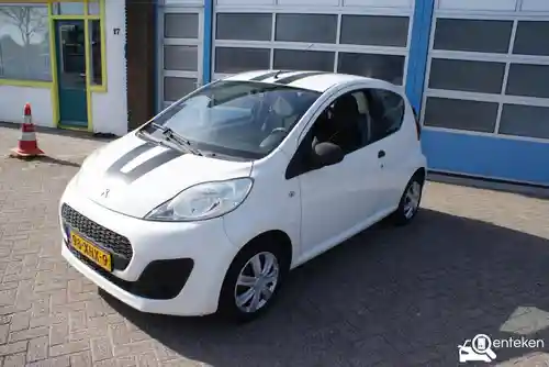 Peugeot 107 1.0 68 2012