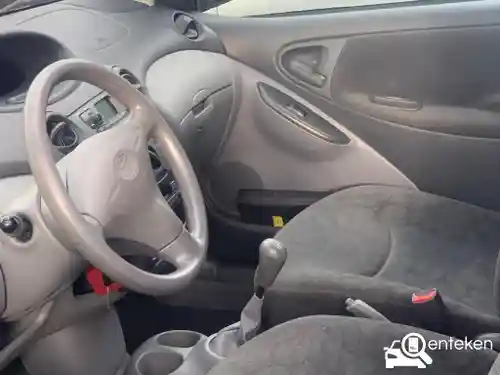 Toyota Yaris 1.0 2002