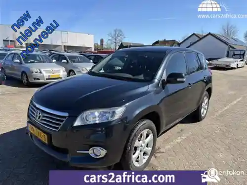 Toyota RAV4 2.0 2011