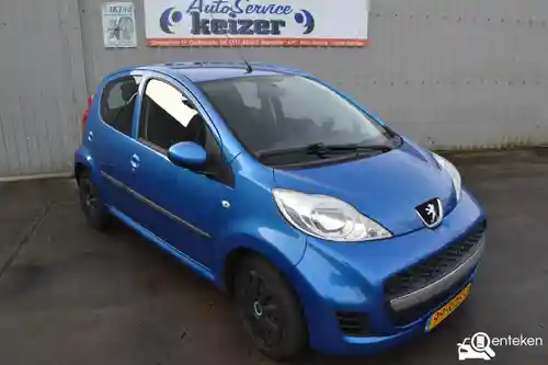 Peugeot 107 1.0 70 2011