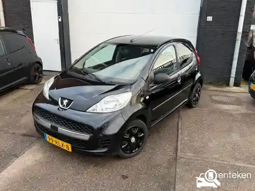 Peugeot 107 1.0 70 2011