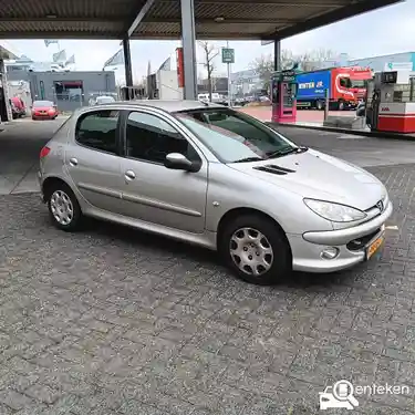 Peugeot 206 75 2005