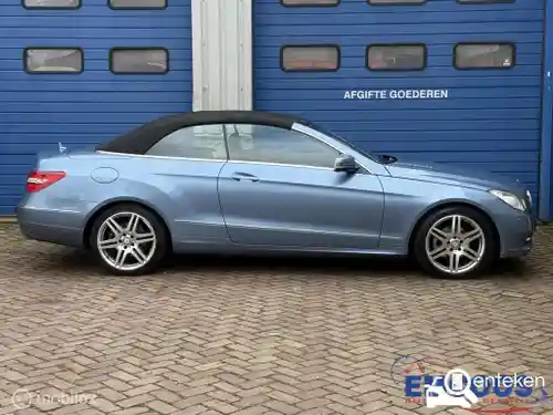 Mercedes-Benz E 200 BlueEFFICIENCY Cabriolet 2012