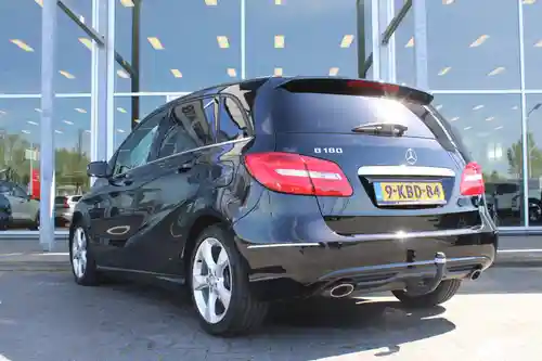 Mercedes-Benz B 180 2013