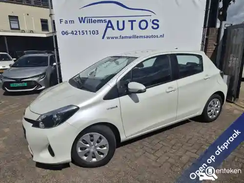 Toyota Yaris 1.5 Hybrid 2013