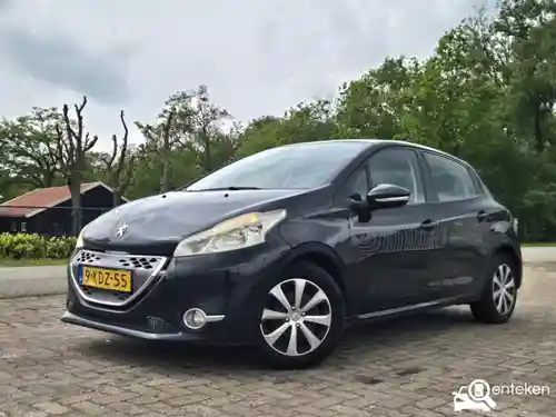 Peugeot 208 1.4 e-HDi 68 2013